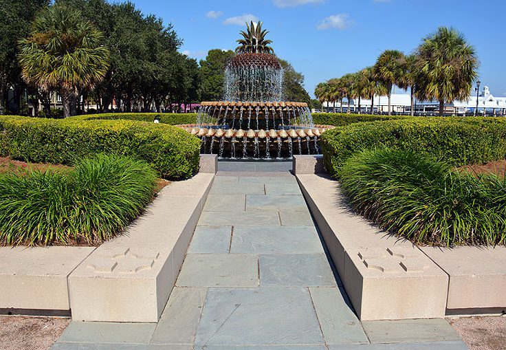 charleston waterfront park