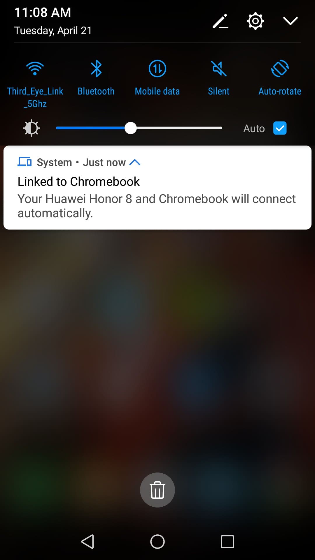 Phone and Chromebook linked