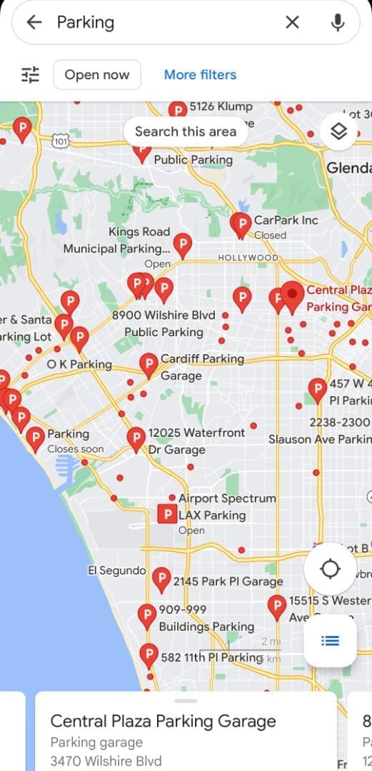 Available parking spots that Maps shows on mobile